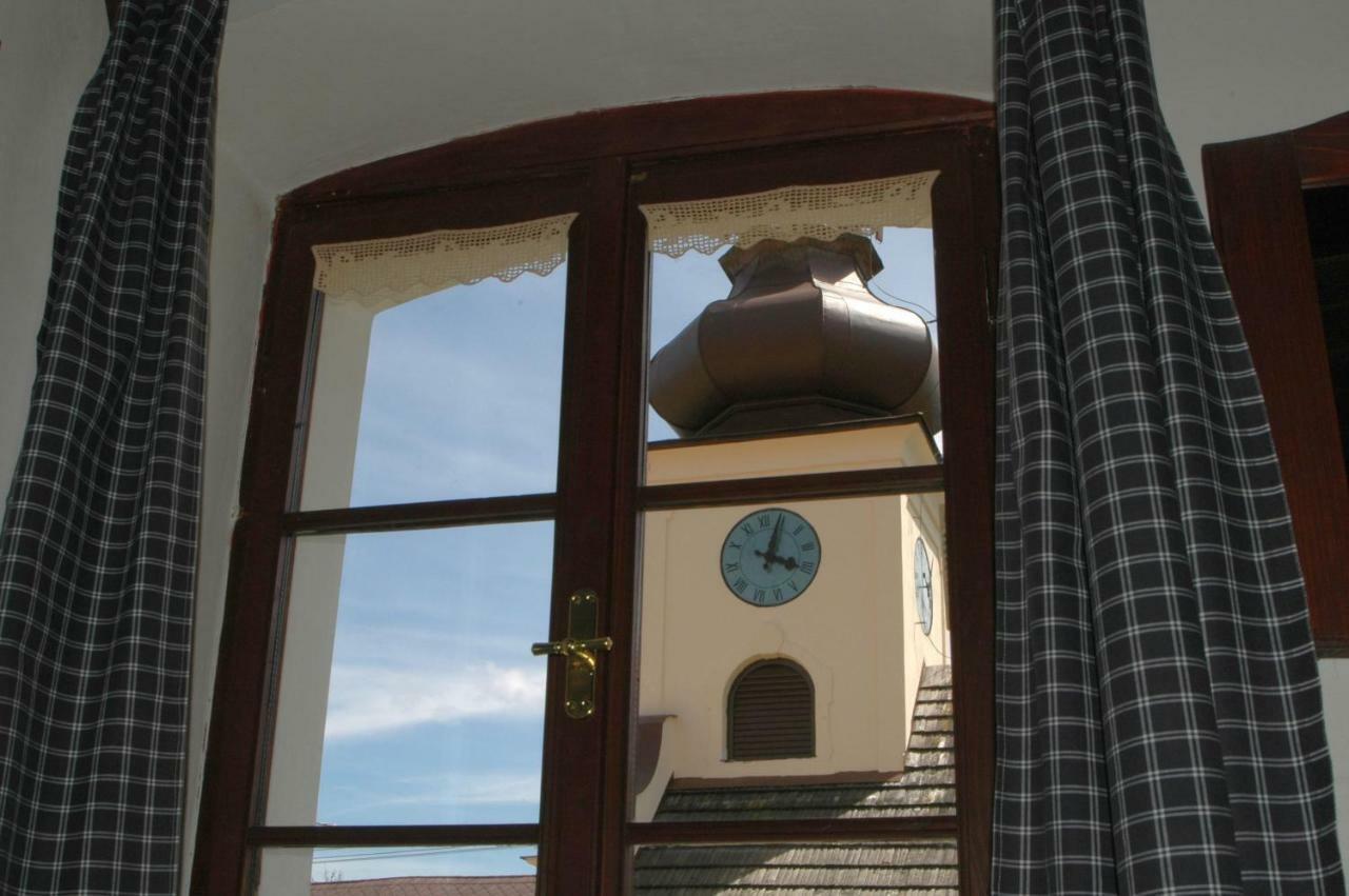 Отель Pension Cervena Кашперске-Гори Экстерьер фото